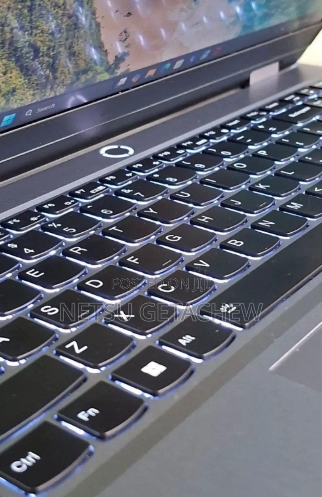 New Laptop Lenovo LOQ 15IRH8 16GB AMD Ryzen 7 SSD 1T