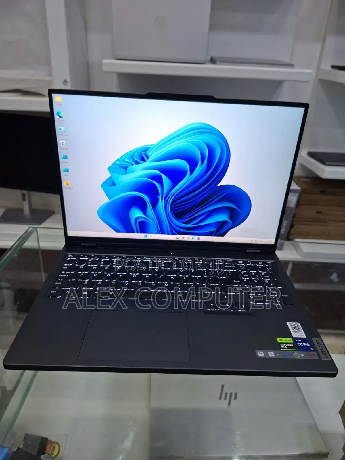 New Laptop Lenovo 32GB Intel Core I9 SSD 1T