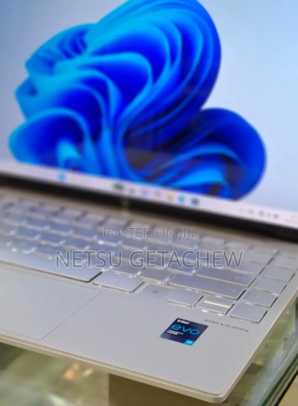 New Laptop HP Envy X2 16GB Intel Core I7 SSD 512GB