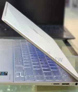 New Laptop HP Envy X2 16GB Intel Core I7 SSD 512GB