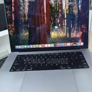 New Laptop Apple MacBook Pro M1 64GB Apple M1 Max SSD 1T