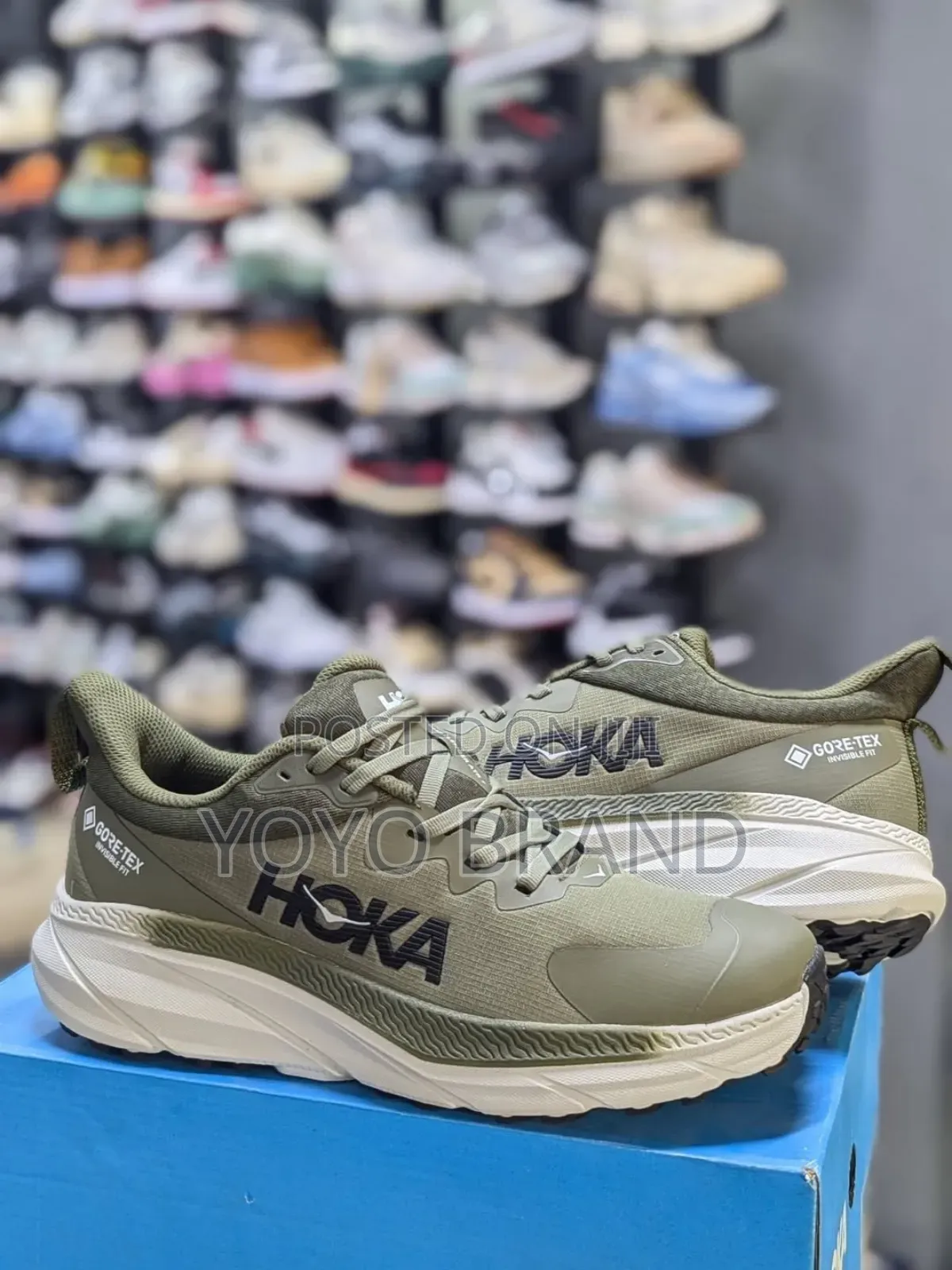Hoka Fashion Sneaker