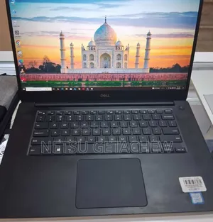Photo - New Laptop Dell Precision 5540 16GB Intel Core I7 SSD 512GB