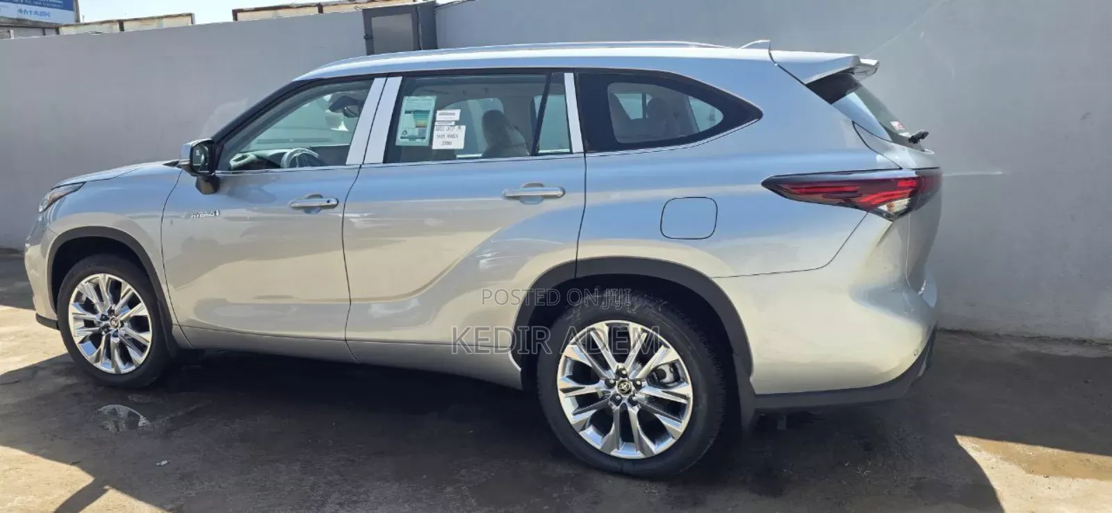 New Toyota Highlander Hybrid 2024 Silver