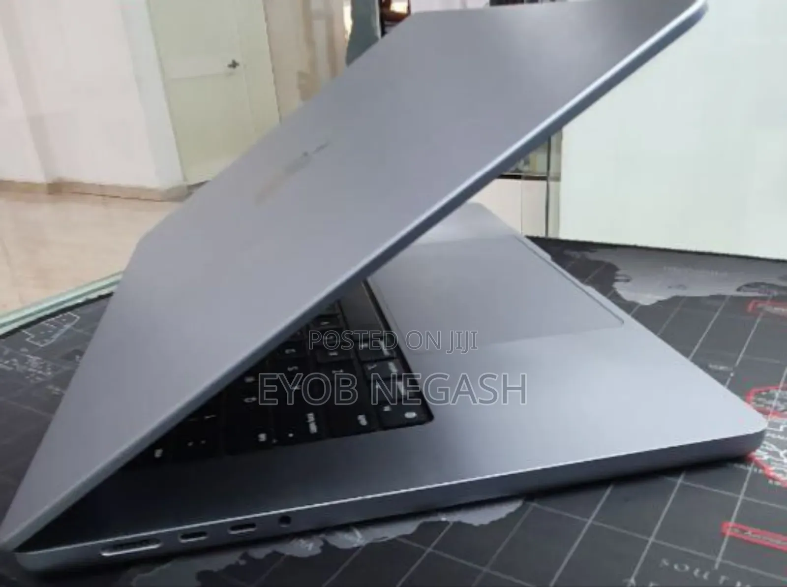 New Laptop Apple MacBook Pro M1 16GB Apple M1 Pro SSD 1T