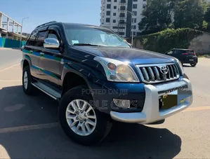 Photo - Toyota Land Cruiser Prado 3.0 D-4D 5dr 2007 Blue