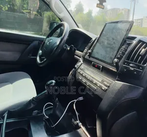 Toyota Land Cruiser 4.5 V8 TD STD 2010 Black