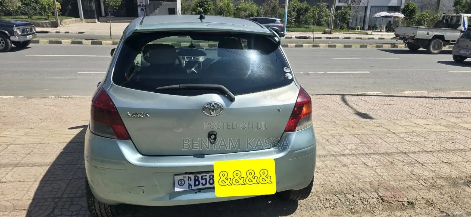 Toyota Yaris 2010 Blue