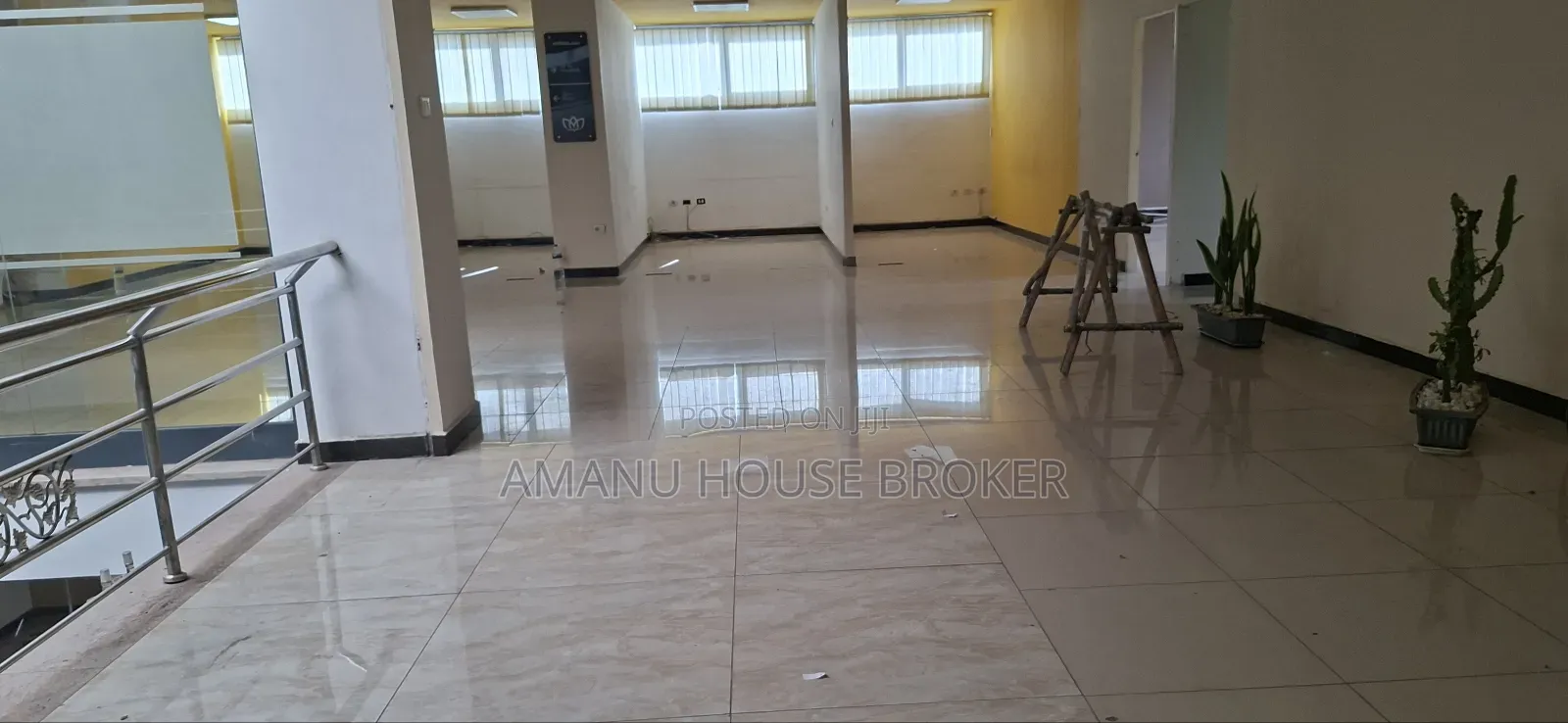 Urgent Office Space for Rent 900sqm on the 5th Floor, 1,200birr Per S