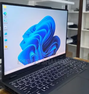 New Lenovo Legion Y7000P IRX9 Gaming Laptop 32GB Intel Core I9 SSD 1T