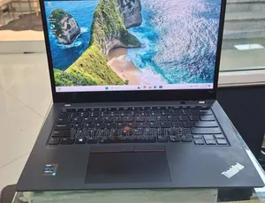 Photo - New Laptop Lenovo ThinkPad T14s G4 16GB Intel Core I5 SSD 256GB