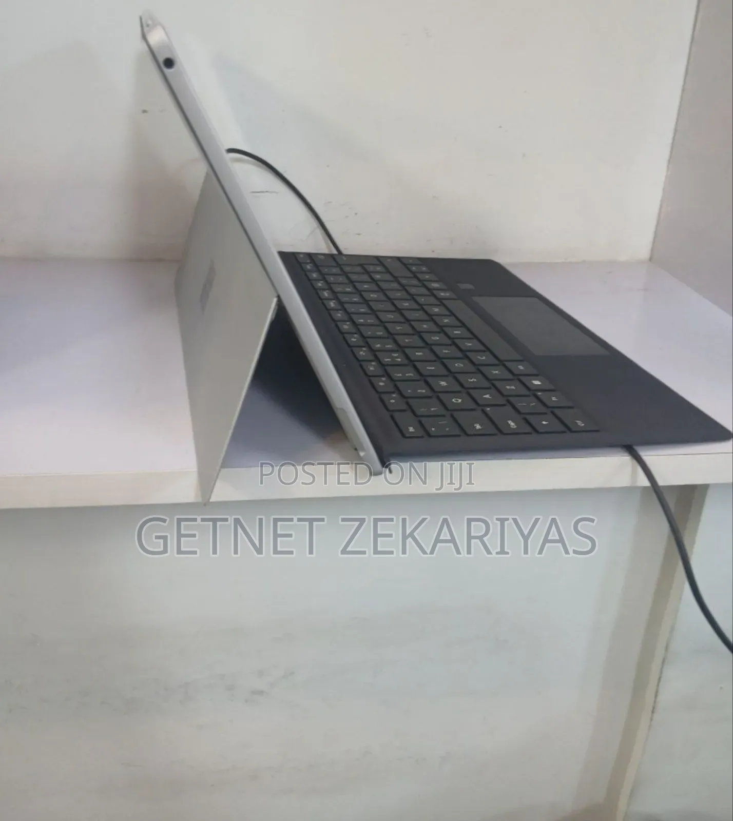 New Laptop Microsoft Surface Pro 7+ 16GB Intel Core I5 SSD 256GB