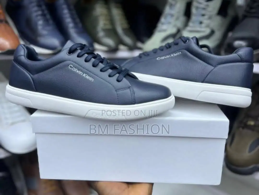 Calvin Klein Men's Low-Top Leather Sneakers