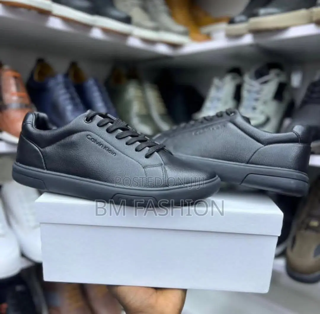 Calvin Klein Men's Low-Top Leather Sneakers