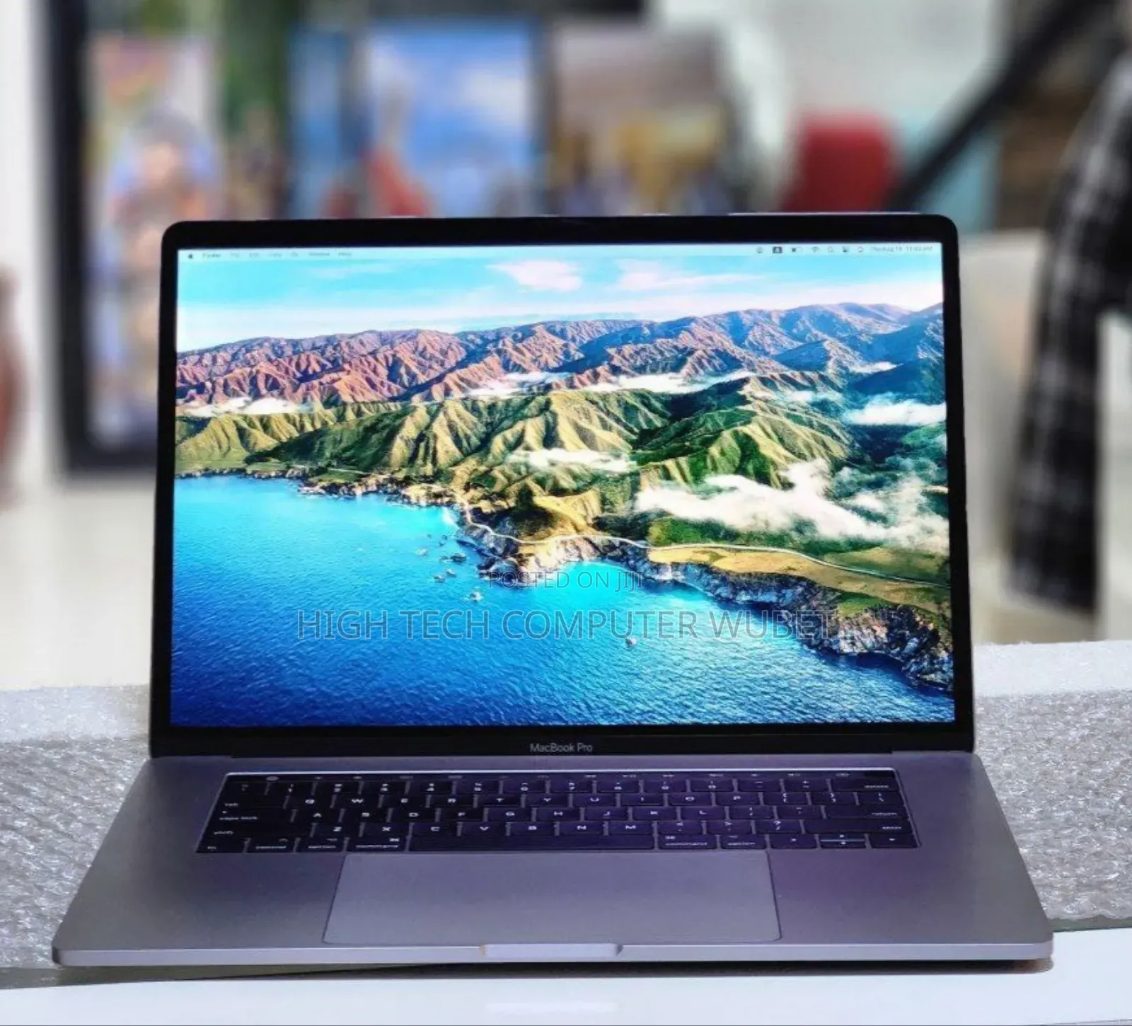 New Laptop Apple MacBook Pro 2017 16GB Intel Core I7 SSD 512GB