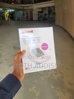 Photo - Blood Pressuer Monitor重新digital Blood Pressuer Monitor腕表brand New Bp