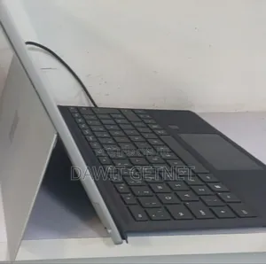 New Laptop Microsoft Surface Pro 7 16GB Intel Core i5 SSD 256GB