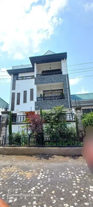 Photo - 6bdrm House in Addis Abeba, Bole for sale