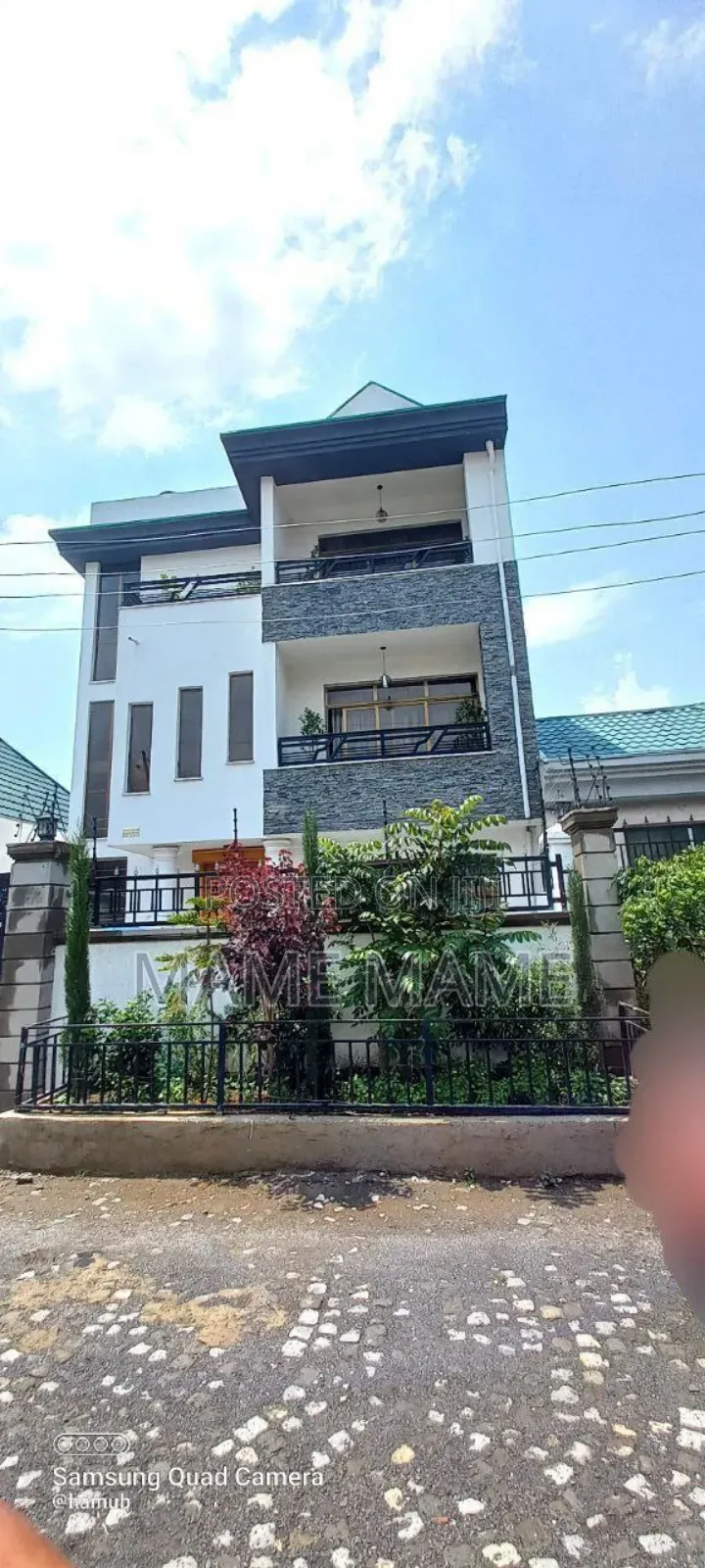 6bdrm House in Addis Abeba, Bole for sale
