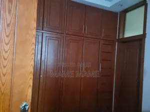 6bdrm House in Addis Abeba, Bole for sale