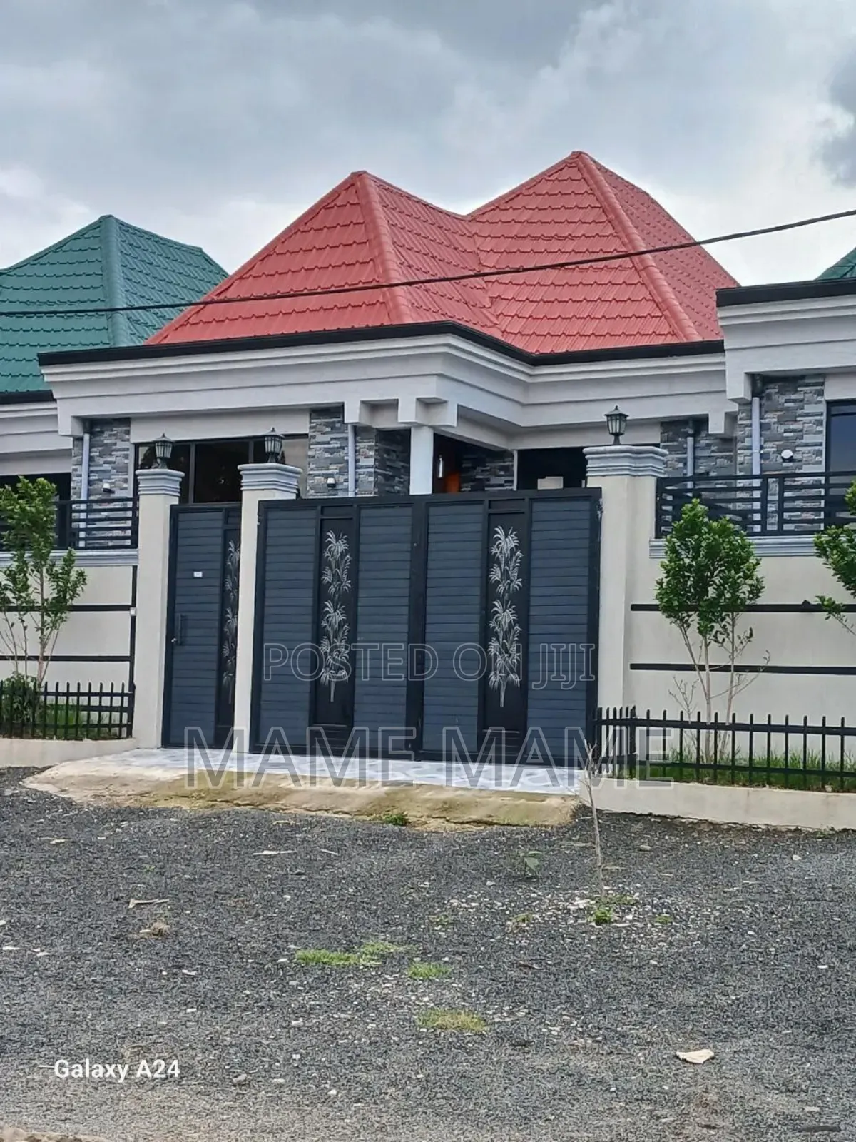 5bdrm Villa in Addis Abeba, Bole for sale