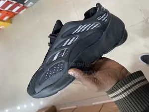 Photo - Adidas Yeezy 700 Original Mens Premium