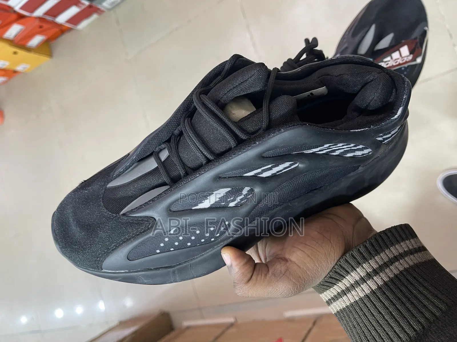 Adidas Yeezy 700 Original Mens Premium