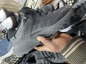 Photo - Colombia Mens Black New Edition