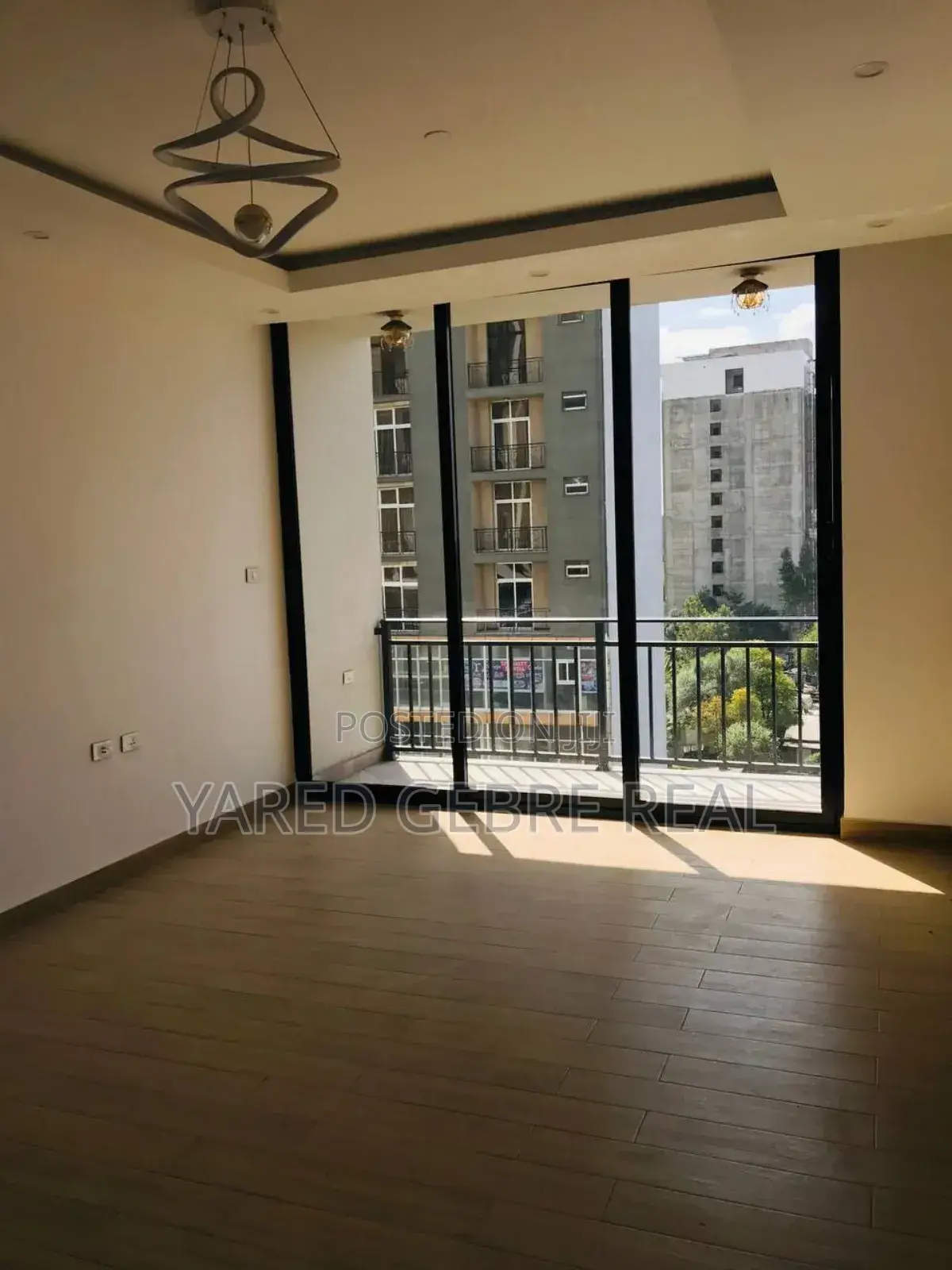 Furnished 3bdrm Apartment in 📍ቡልጋሪያ - አፍሪካ ህብረት, Kirkos for sale