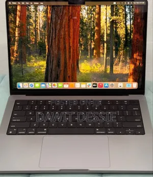 New Laptop Apple MacBook Pro M1 16GB Apple M1 Pro SSD 512GB