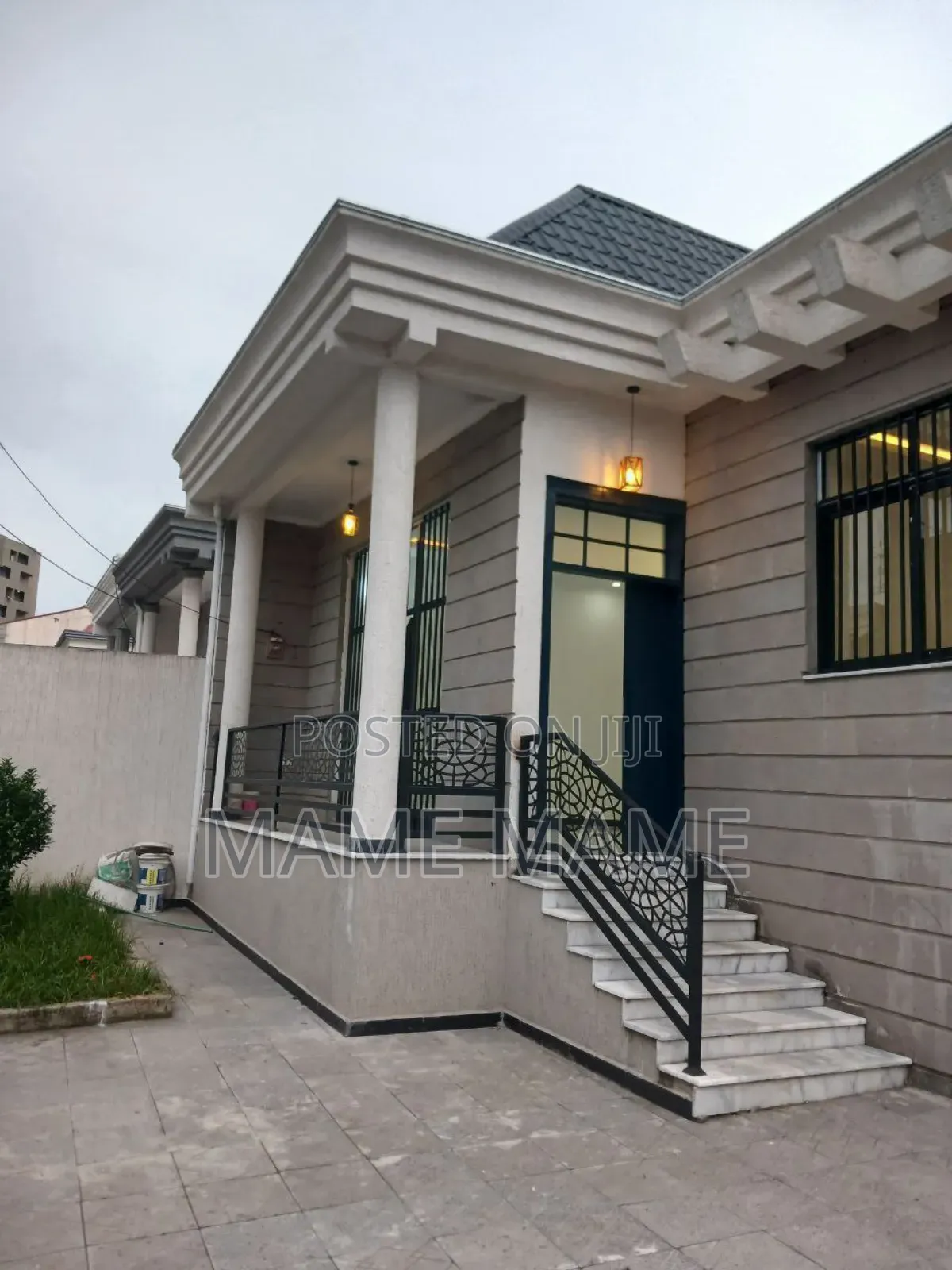 5bdrm Villa in Addis Abeba, Bole for sale