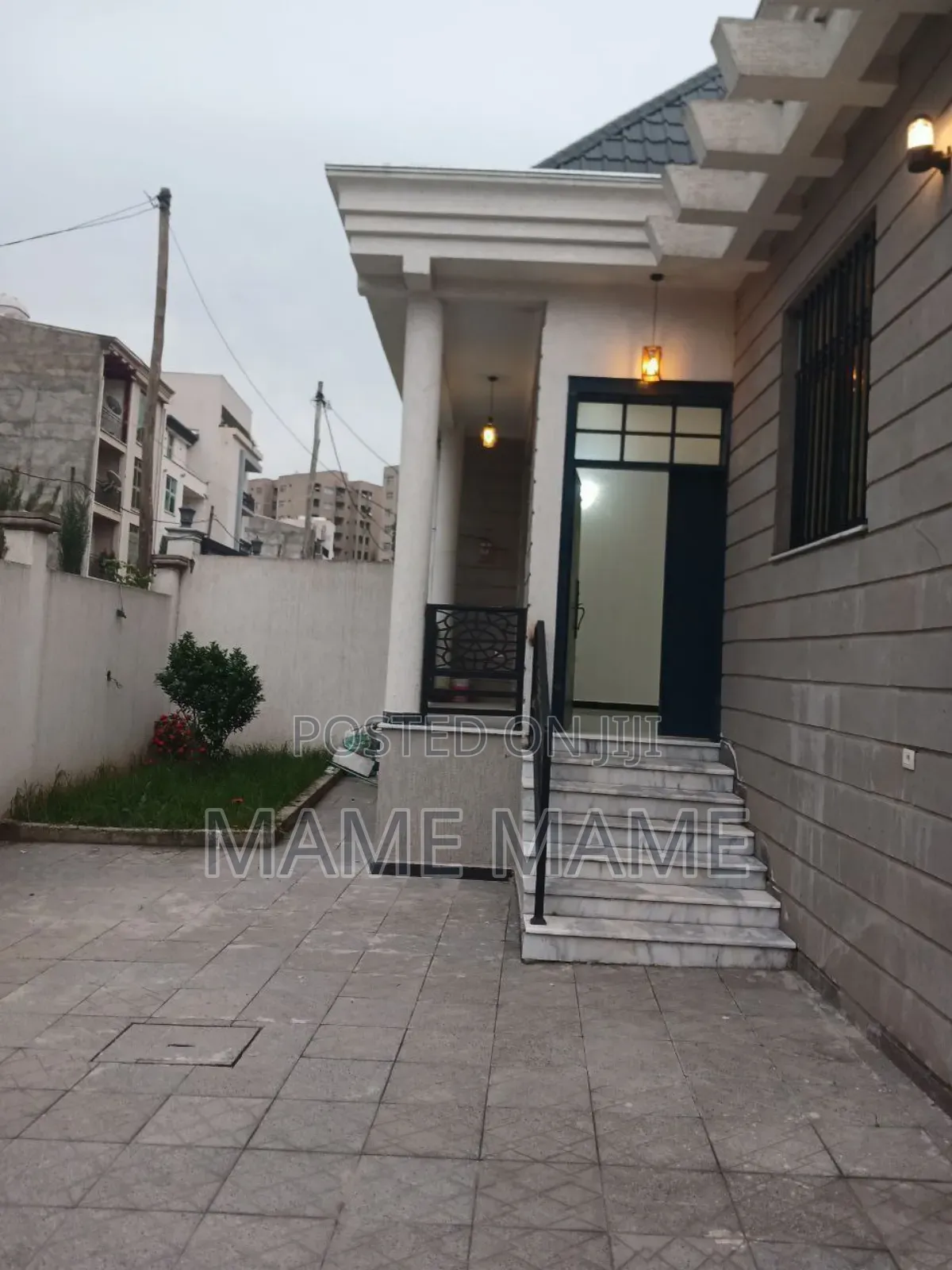 5bdrm Villa in Addis Abeba, Bole for sale