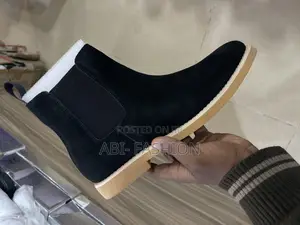 Black Boots Cealse