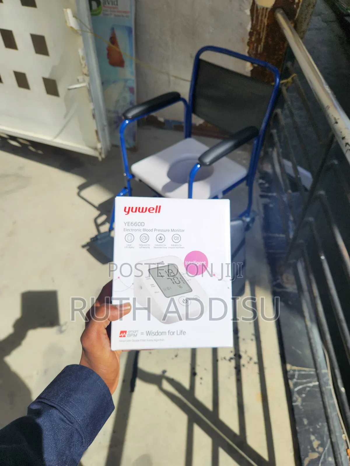 Yuwell Digital Blood Pressure Monitor老師brand New Digital Bp Monitor