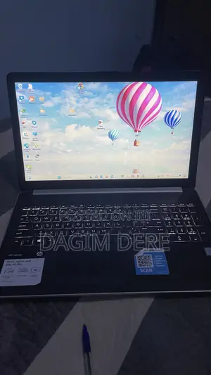 Laptop HP 15-Da3007nia 8GB Intel Core I5 HDD 1T