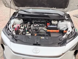 Toyota bZ4X 2022 Ivory