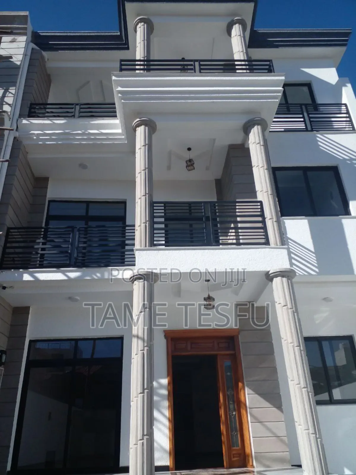 Furnished 6bdrm House in ሀያት ዞን, Bole for sale