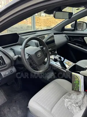 New Toyota bZ4X 71.4 kWh FWD 2023 Gray