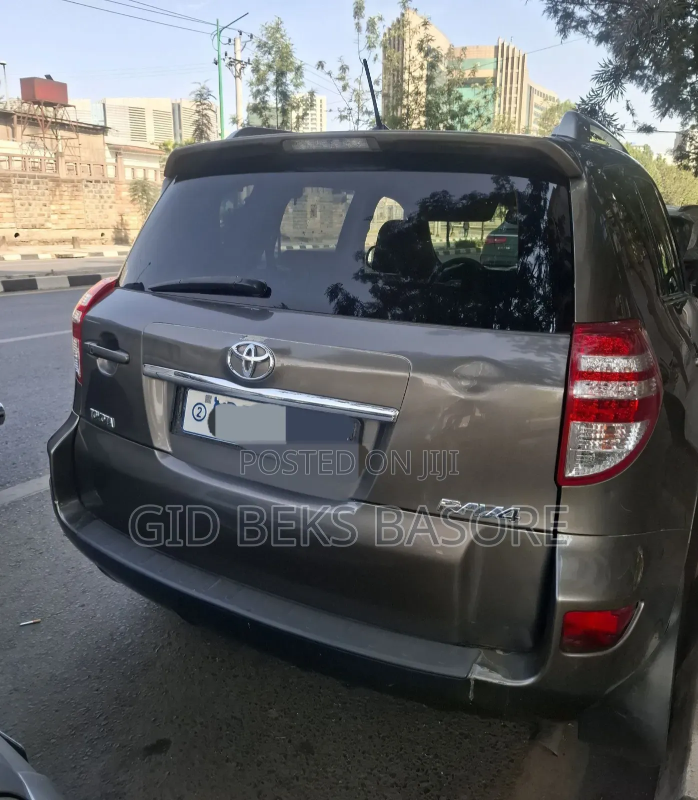 Toyota RAV4 2012 Gray