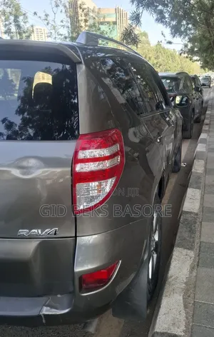 Toyota RAV4 2012 Gray