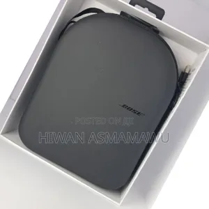 Y Bose Quietcomfort Headphones