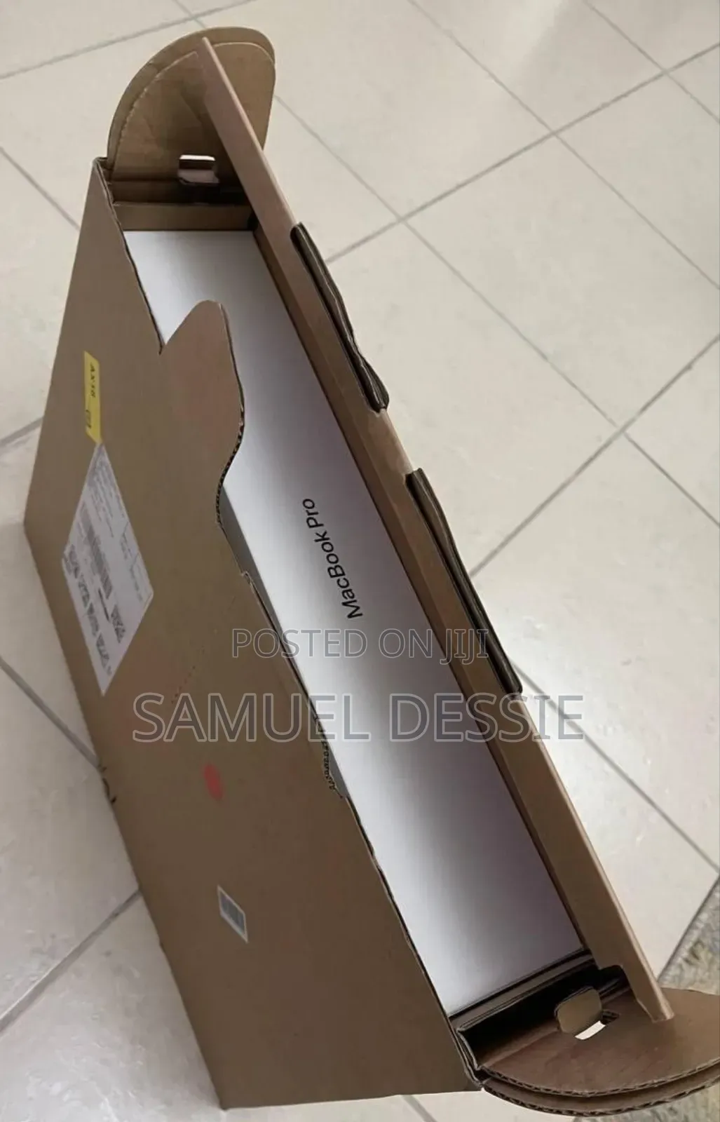 New Apple MacBook Pro 2024 M4 Max 16-Inch 24GB Apple M4 SSD 512GB