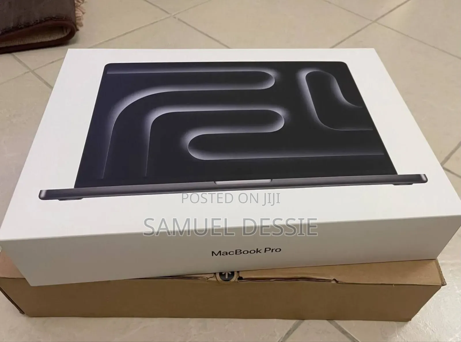 New Apple MacBook Pro 2024 M4 Max 16-Inch 24GB Apple M4 SSD 512GB