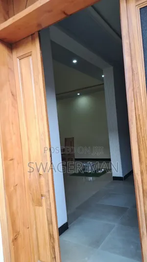 Furnished 7bdrm Townhouse/Terrace in Tafo, Yeka for sale