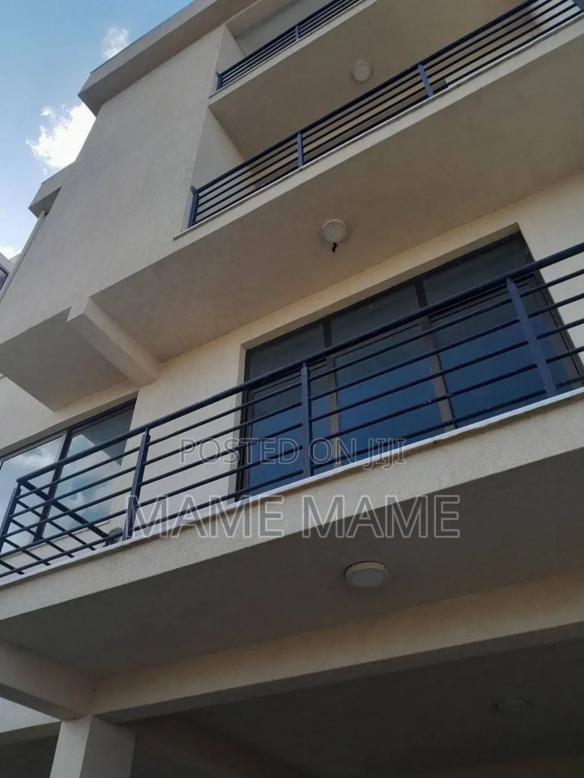 6bdrm House in Addis Abeba, Bole for sale