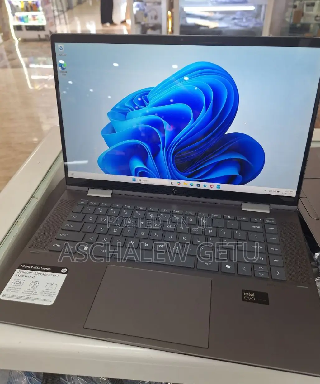 New Laptop HP Envy X360 32GB Intel Core Ultra 7 SSD 1T