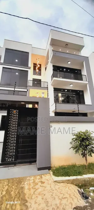 10bdrm House in Addis Abeba, Bole for sale