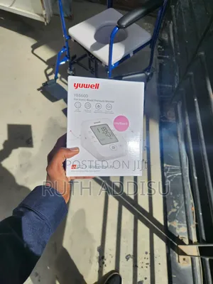 Photo - Yuwell Blood Pressure Monitor朱雀digital Blood Pressuer Monitor Best