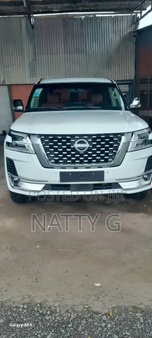 Nissan Patrol 2016 White