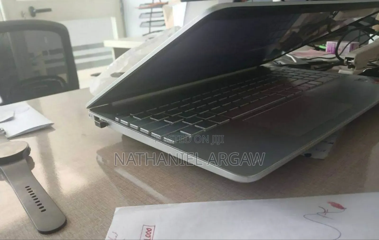 Laptop HP 15s 8GB AMD Ryzen 5 SSD 512GB